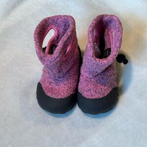 Bogs Pink and Gray Fleece Moc Boots